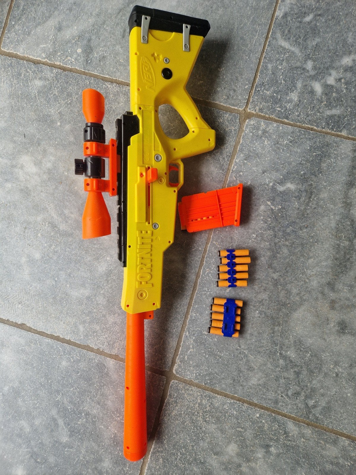 Nerf Fortnite Blaster met accessoires, Ophalen, Gebruikt, Jongen of Meisje
