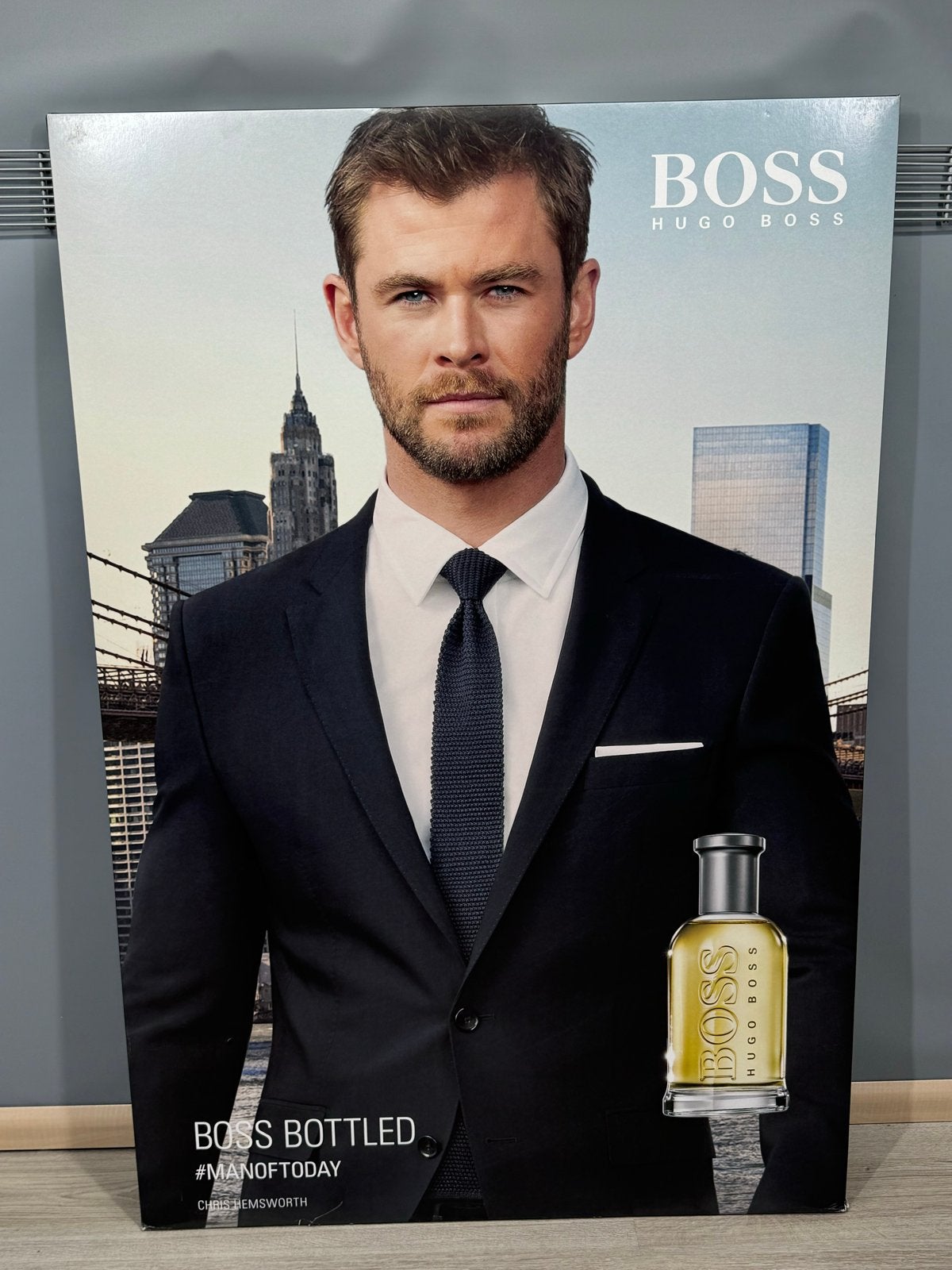 XXL Hugo Boss Bottled Chris Hemsworth Display Karton, Gebruikt, G, C, Ophalen of Verzenden