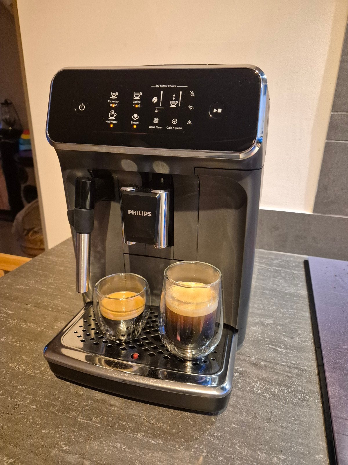 Nette refurbished Philips 2200 serie incl onderhoudsbeurt️, Gemalen koffie, Fixmijnkoffie.nl, Espresso apparaat, Refurbished