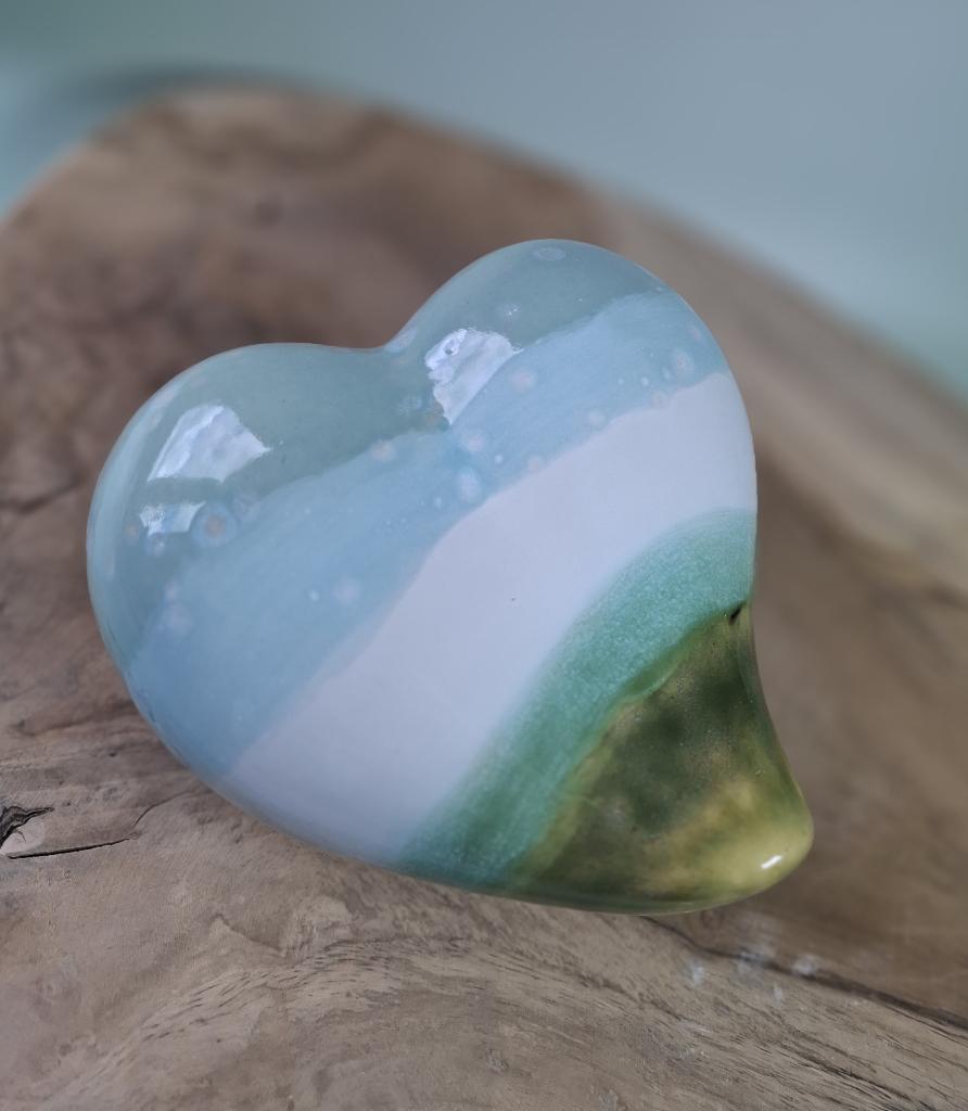 Uniek handgemaakt keramiek hart 'Green stripe', Ophalen of Verzenden, Nieuw