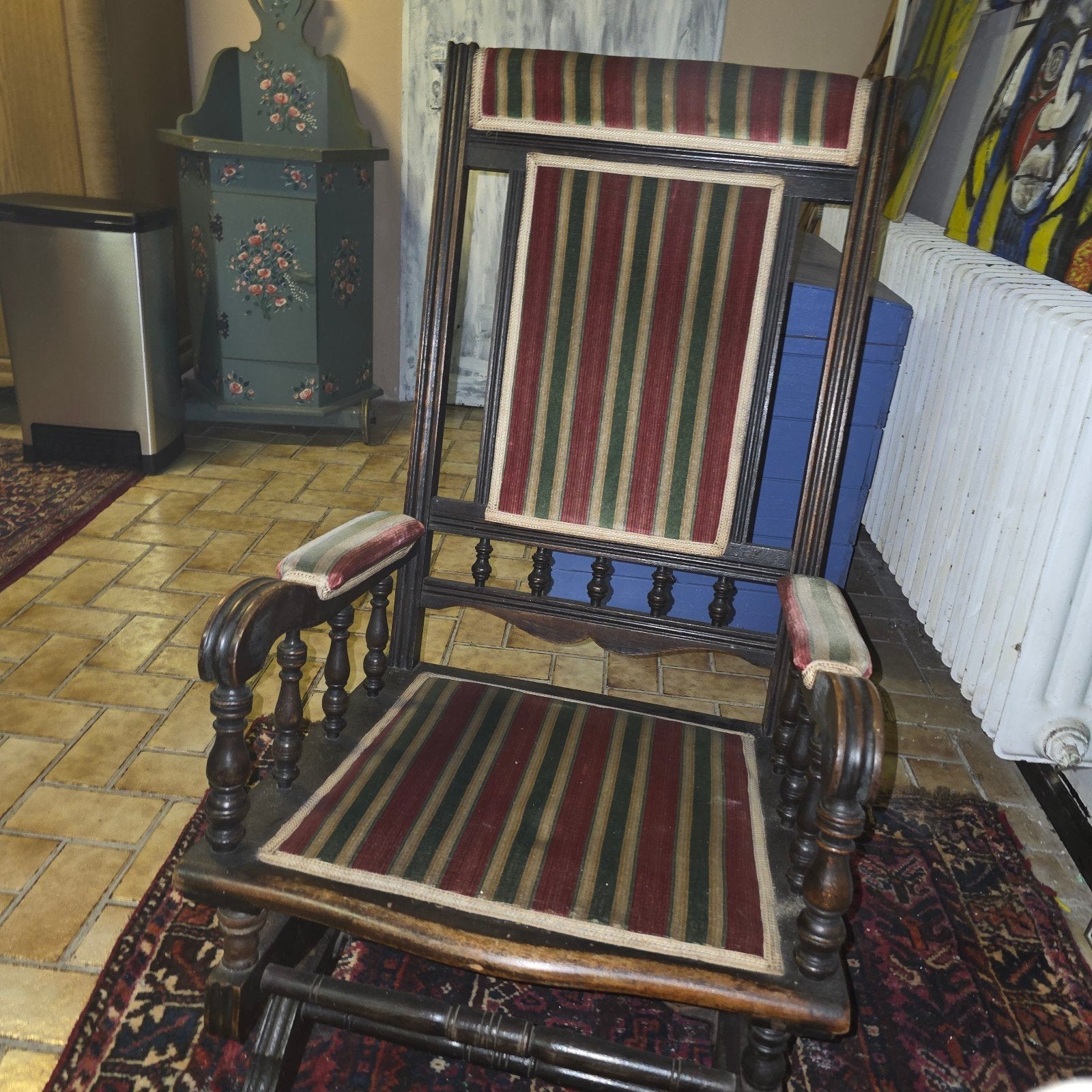 Antieke Schommelstoel met Gestreepte Bekleding, Ophalen