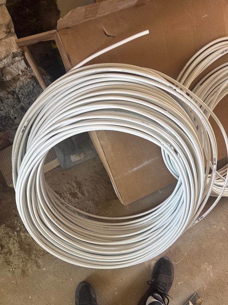 Uniwarm buis 12x1.8 - 139 meter, Ophalen, Overige materialen, Minder dan 20 mm, 6 meter of meer