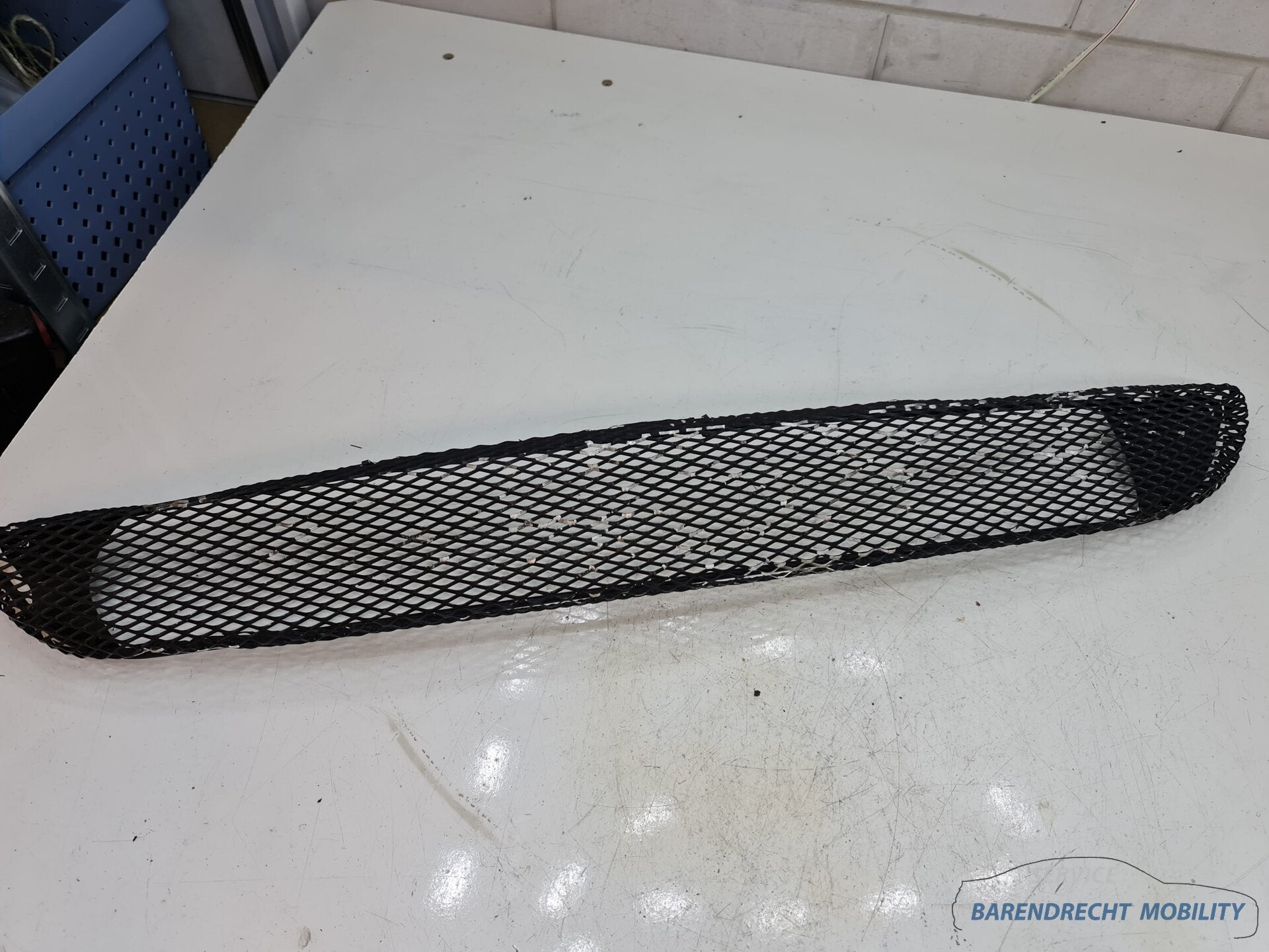 AMG bumpergrille Mercedes W203 C Klasse zwart origineel gebr, Gebruikt, Mercedes-Benz AG, Mercedes-Benz, Ophalen of Verzenden