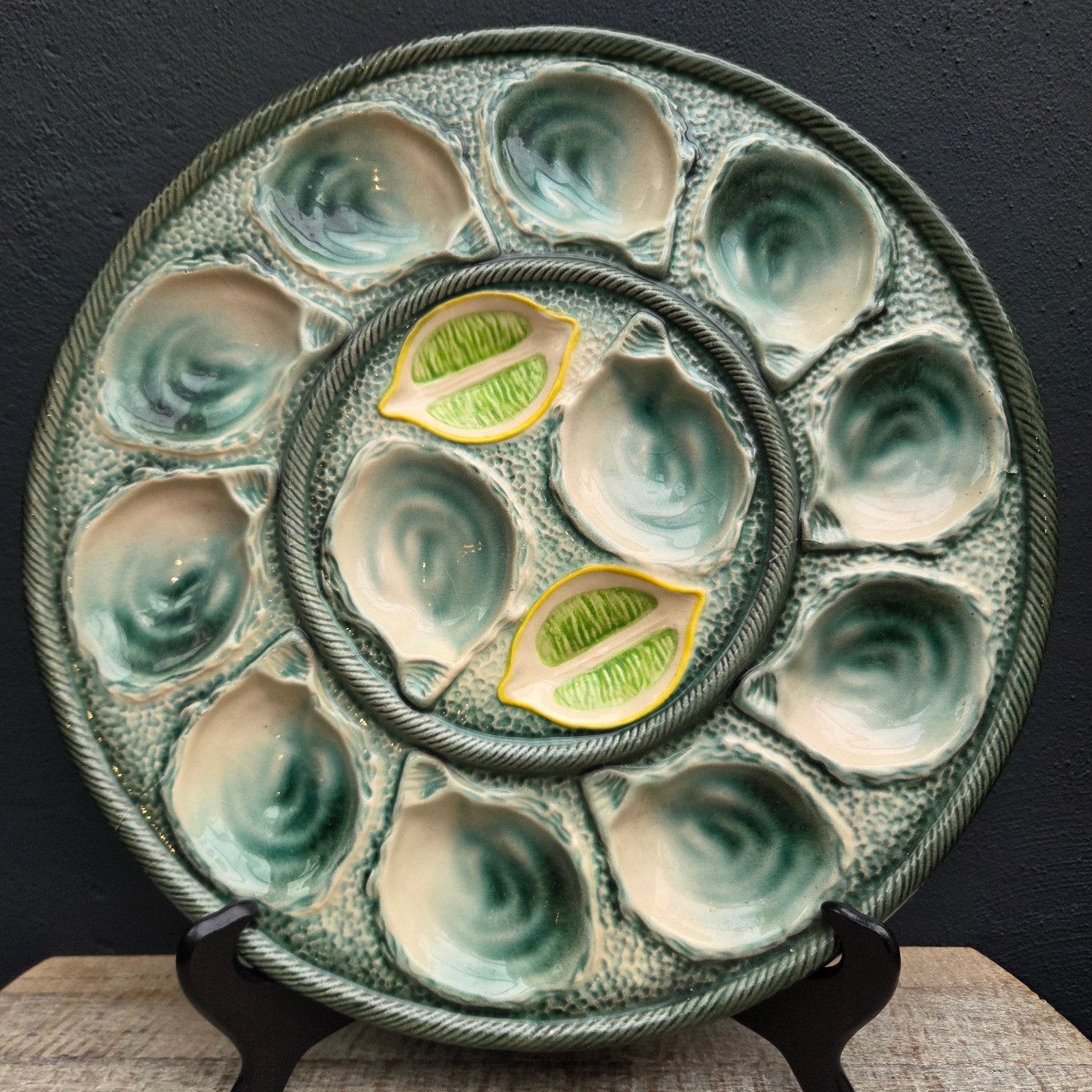 Brocante barbotine aardewerk oesterserveerschaal, St Clement, Ophalen of Verzenden