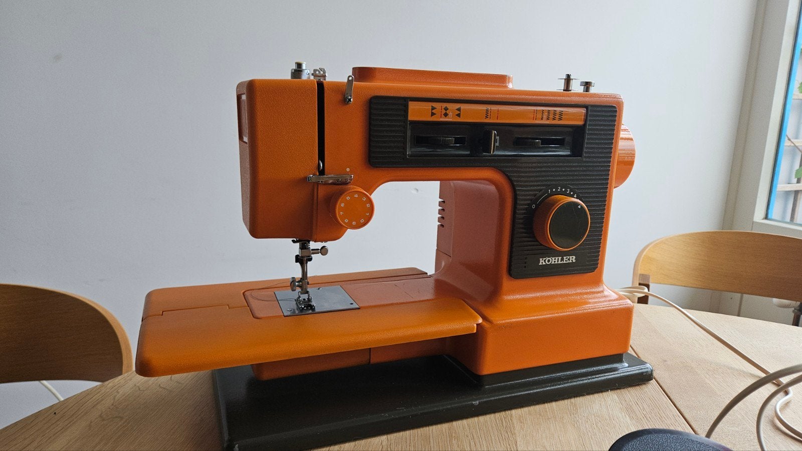 Vintage Kohler Naaimachine SZA-717FL Oranje, Hobby en Vrije tijd, Ophalen of Verzenden, Gebruikt, Naaimachine, Overige merken