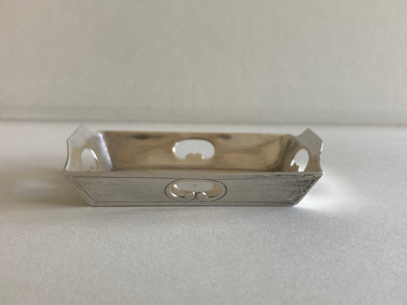 Miniatuur zilveren mangelbak - 17e eeuw, Ophalen of Verzenden, Zilver
