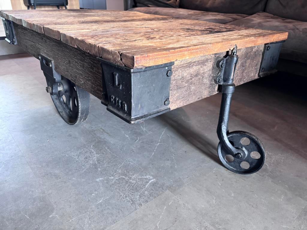 Wagonhouten salontafel, Ophalen, 100 tot 150 cm, 50 tot 100 cm, Zo goed als nieuw