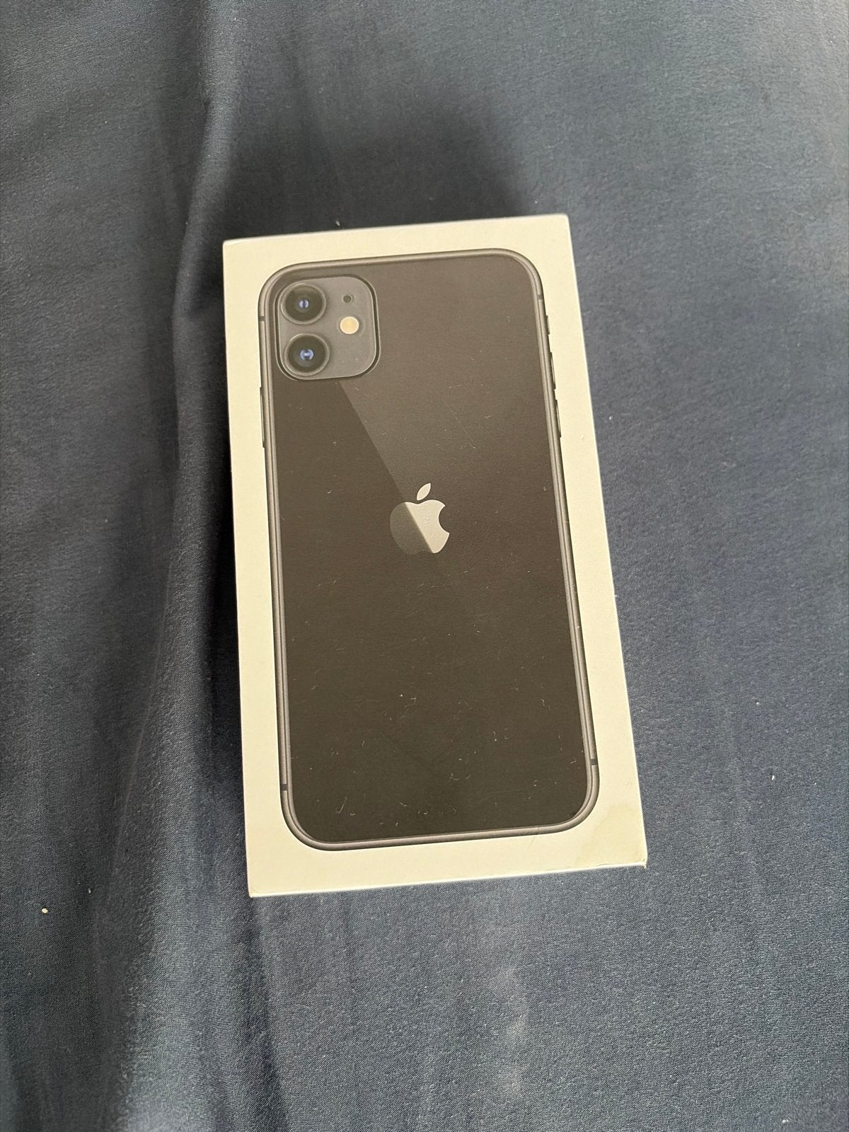 Apple iPhone 11 Zwart 64GB - Gebruikt met schermschade, Telecommunicatie, Gebruikt, Zwart, 64 GB, Zonder simlock