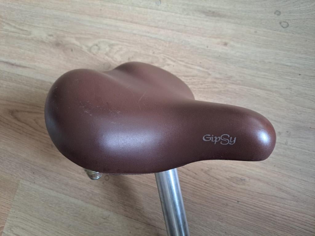 Orgineel cortina zadel Gipsy met zadelpen, Ophalen, Elektrische fiets, Cortina, Zadel