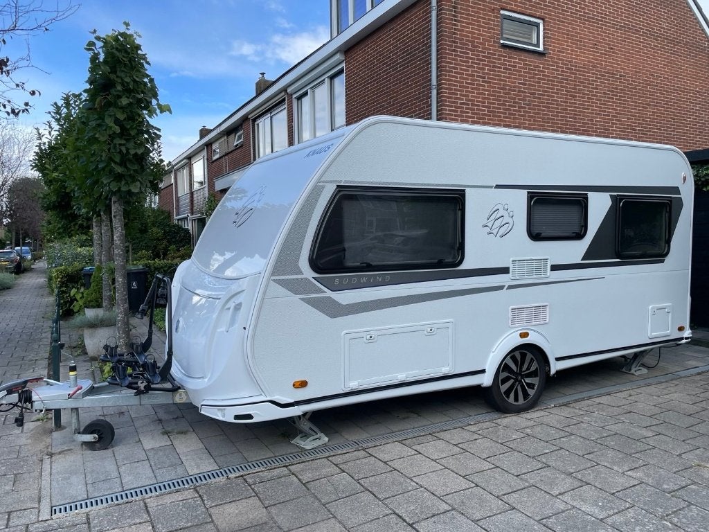 KNAUS Sudwind 450 FU 2020 Mover Fietsenrek Luifel Voortent, Rondzit, Particulier, 4 tot 5 meter, Vast bed