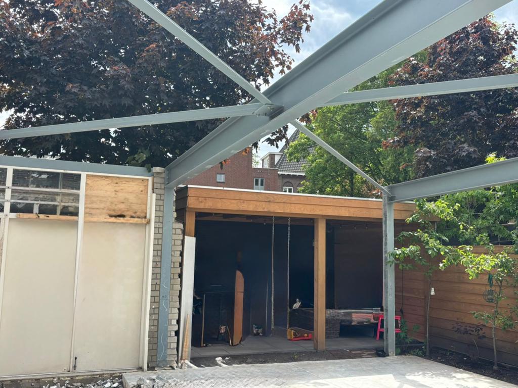 Staalconstructie IPE 300 - 8.50m x 20m, hoogte 3.10m-2.95m, Doe-het-zelf en Verbouw, Metalen, Ophalen, Gebruikt