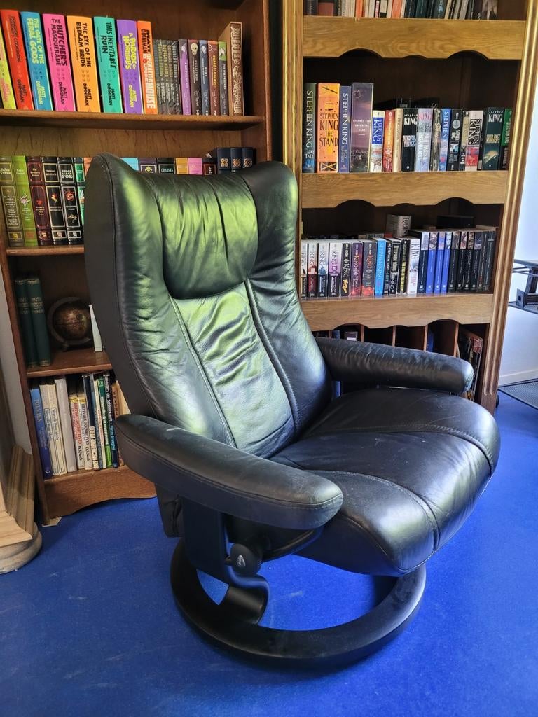 Stressless Zwart leren fauteuil, Huis en Inrichting, Fauteuils, Ophalen, Gebruikt, Modern, Comfort, 75 tot 100 cm