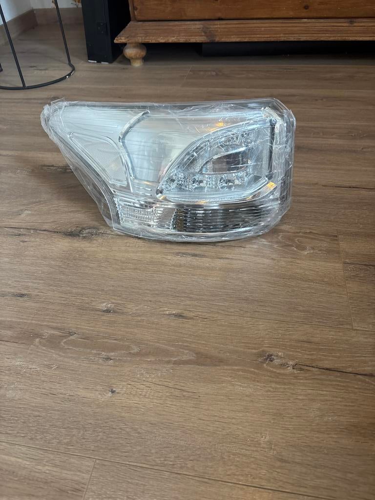 Linker LED achterlicht Mitsubishi Outlander PHEV 2013-2015, Ophalen of Verzenden, Nieuw, Mitsubishi