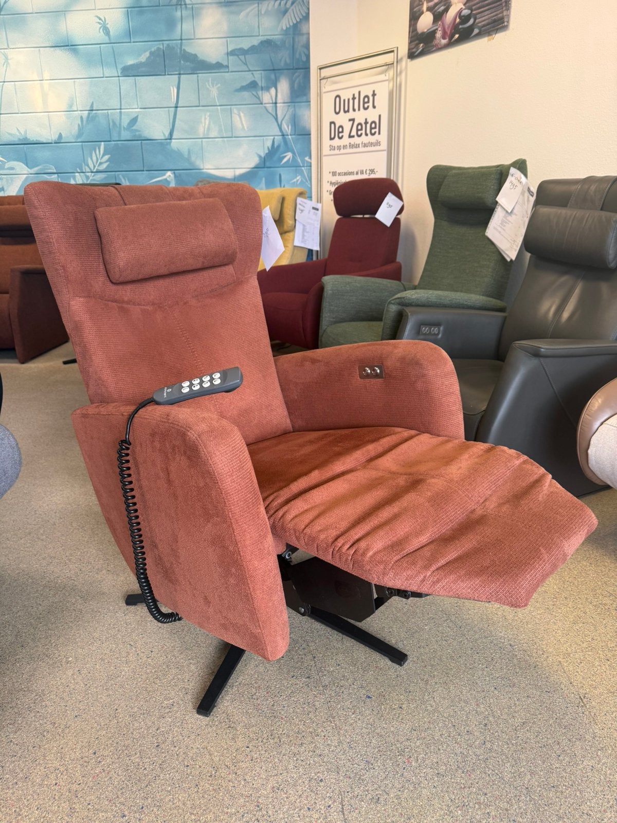 Luxe Prominent sta op stoel elektrische relax fauteuil, Verzenden, Zo goed als nieuw, Minder dan 75 cm, Gratis bezorging regio Utrecht