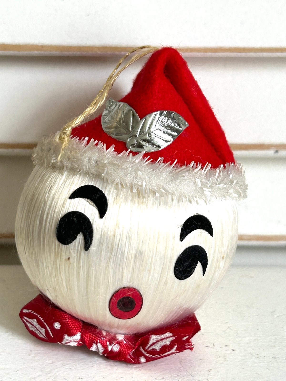 Vintage zijde kerstbal sneeuwpop rode muts Japan, Diversen, Ophalen, Gebruikt