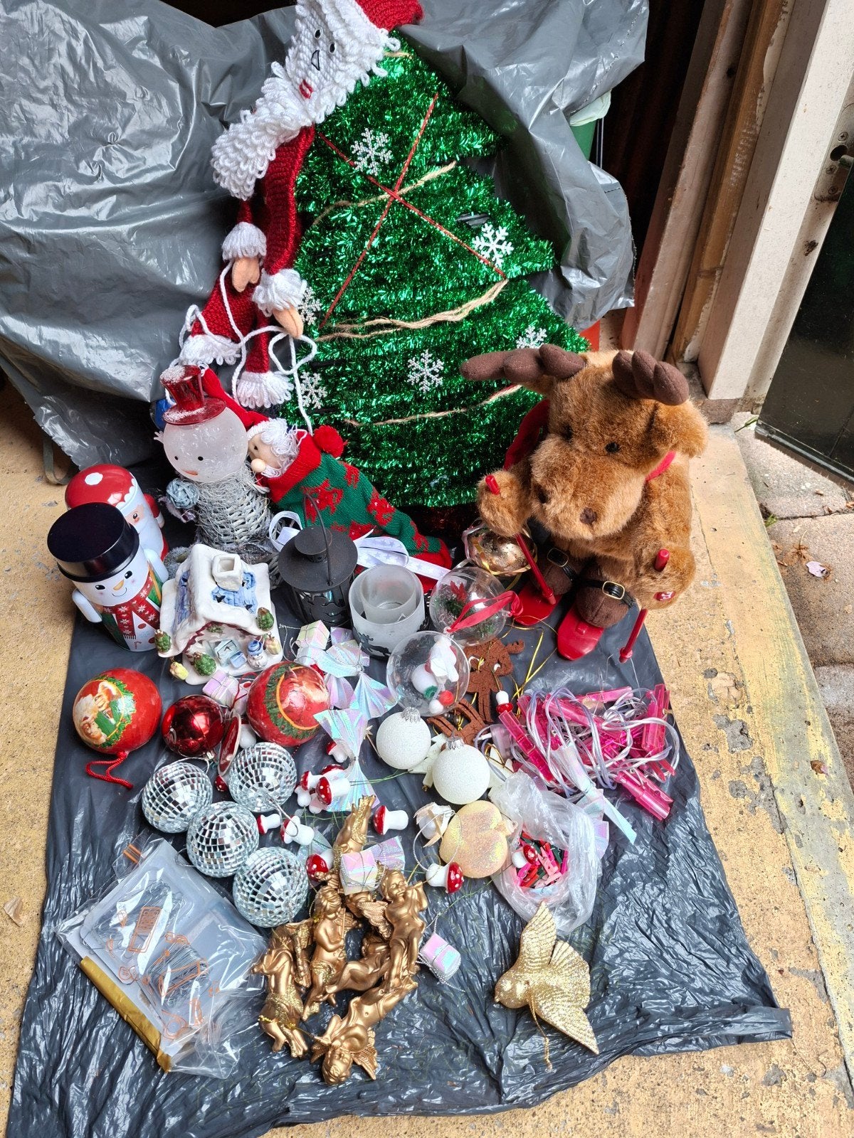 Kerstspullen te koop, Ophalen