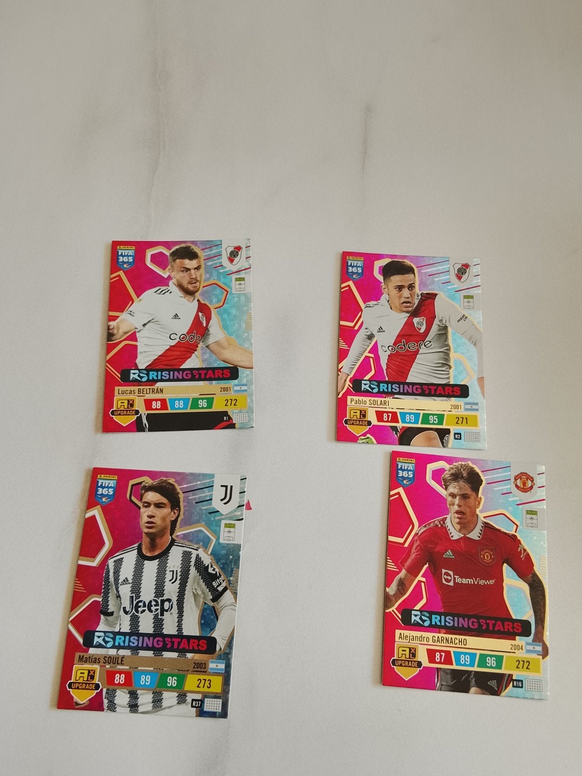 FIFA 365 Rising Stars Voetbal Kaarten Argentinië - 4 Stuks, Ophalen of Verzenden, Zo goed als nieuw, Buitenlandse clubs, Spelerskaart
