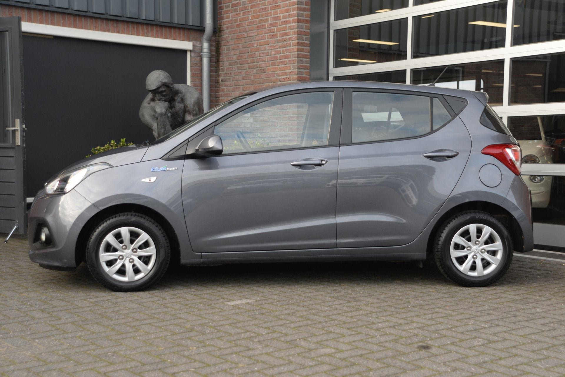 Hyundai I10 1.0i Go! | Clima Airco | All Seasons banden |, Voorwielaandrijving, Gebruikt, 31 €/maand, 23 km/l