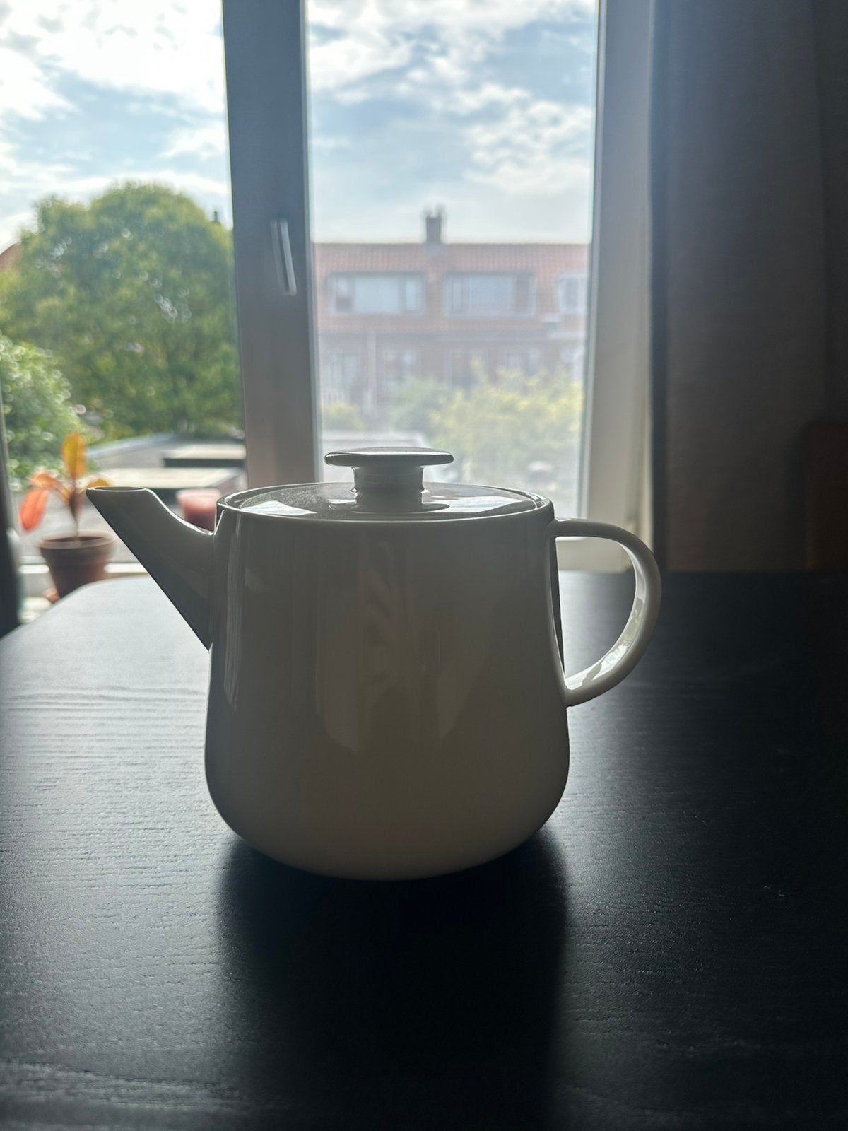HEMA theepot wit, Huis en Inrichting, Ophalen, Zo goed als nieuw, Gietijzer, Pot, Bus of Blik