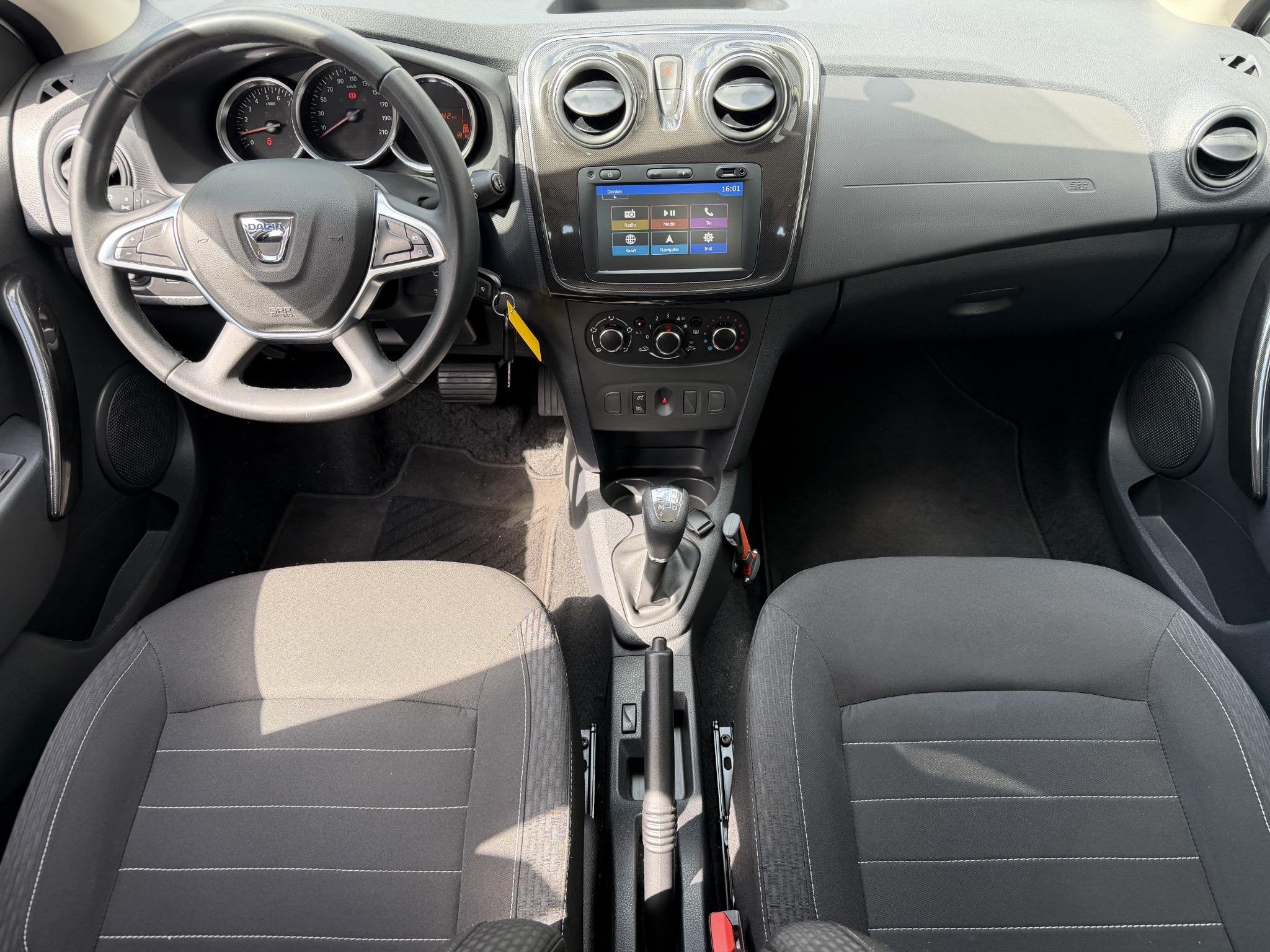 Dacia Sandero 0.9 TCe Tech Road / Navigatie / Cruise Control, Auto's, 898 cc, Stof, Euro 6, Wit