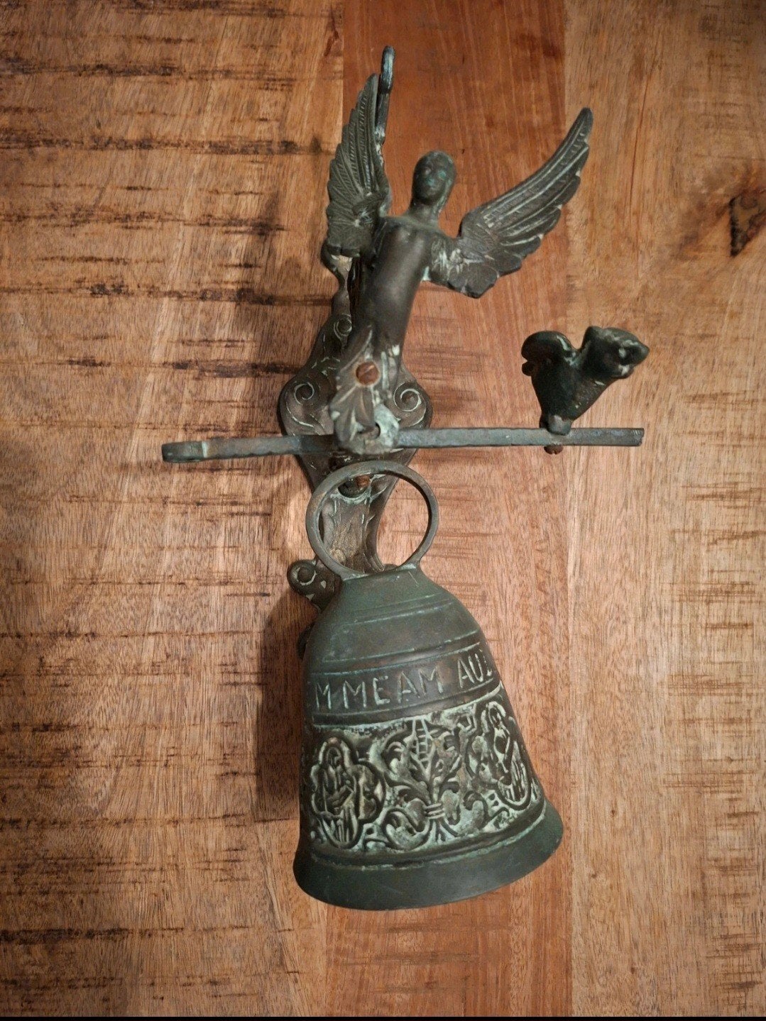 Antieke bronzen deurbel met engel en decoraties, Ophalen
