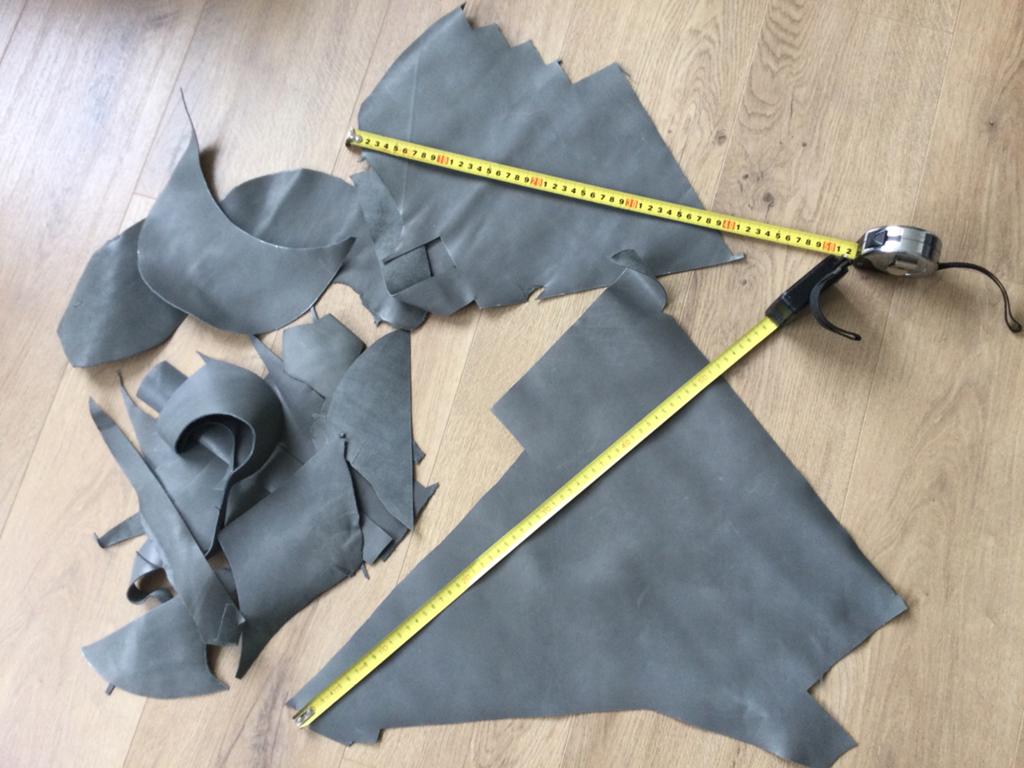 Restant leer/ leder. Grijs, 120 cm of meer, Leer of Kunstleer, Nieuw, Ophalen of Verzenden