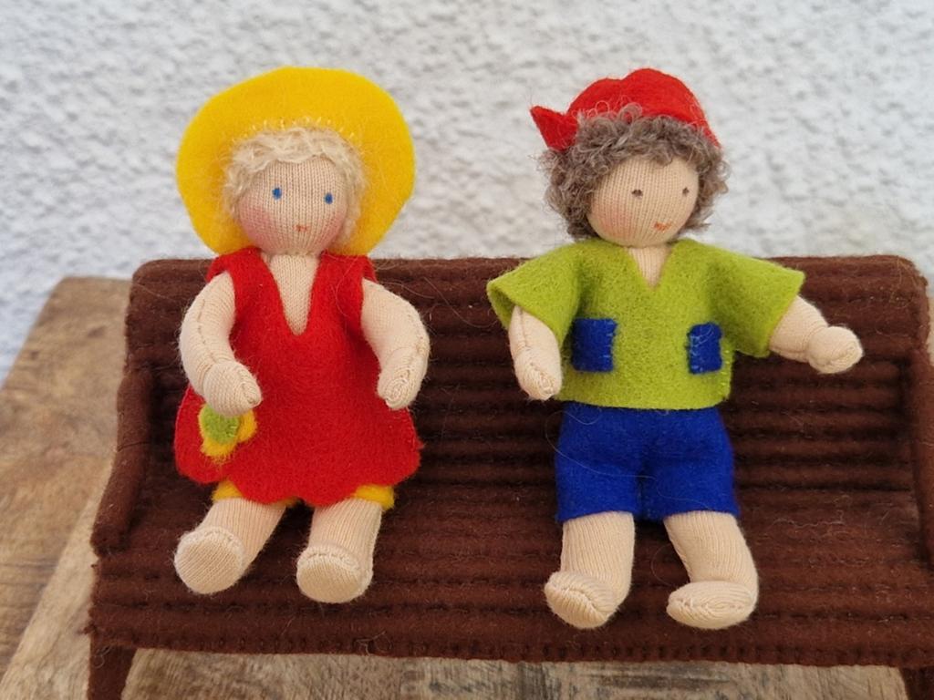 Voor de seizoenstafel ,lekker in het zonnetje, wolvilt, Ophalen of Verzenden, Nieuw, Figuurtje(s), Wolvilt