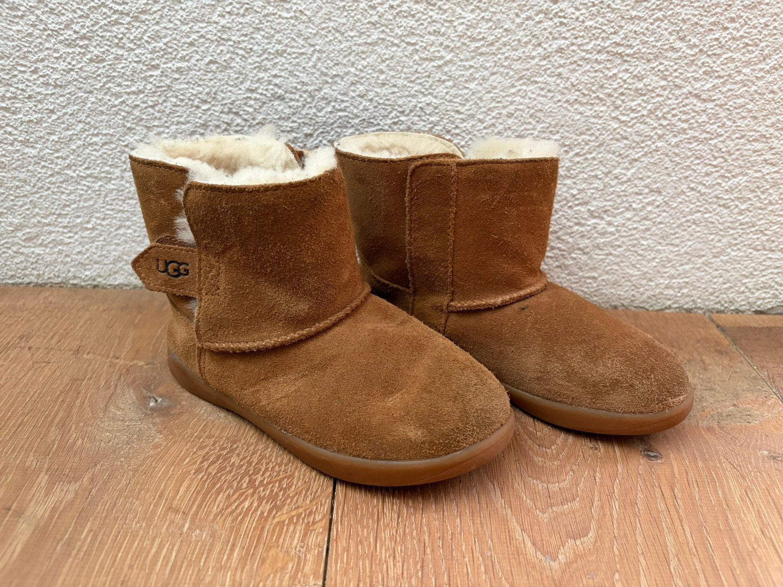 Originele Ugg boots maat 28,5, Kinderen en Baby's, Gebruikt, Jongen of Meisje, Ophalen of Verzenden, Laarzen