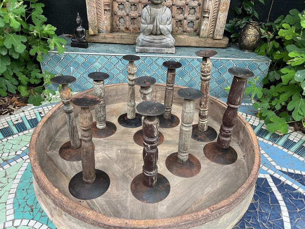 Indiase kandelaar van oude spijlen gemaakt India, Bruin, Nieuw, Ophalen of Verzenden, https://verburgtvintage.nl/#contact