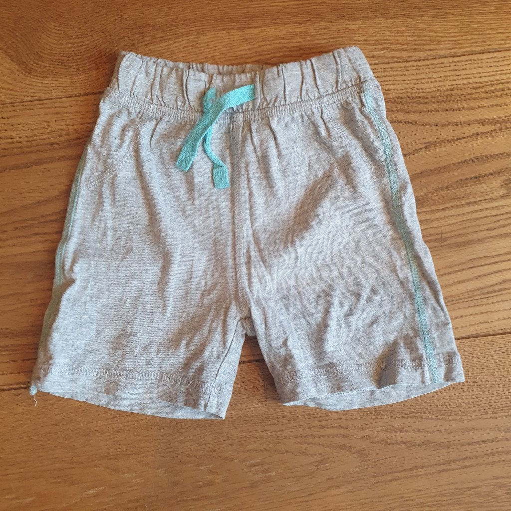 Grijze korte broek van baby club maat 92., Kinderen en Baby's, Kinderkleding | Maat 92, Ophalen of Verzenden, Gebruikt, Jongen