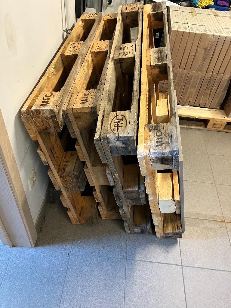 4 pallets 80 x 120, Doe-het-zelf en Verbouw, Hout en Planken, Ophalen, Minder dan 25 mm, Zo goed als nieuw, Minder dan 200 cm