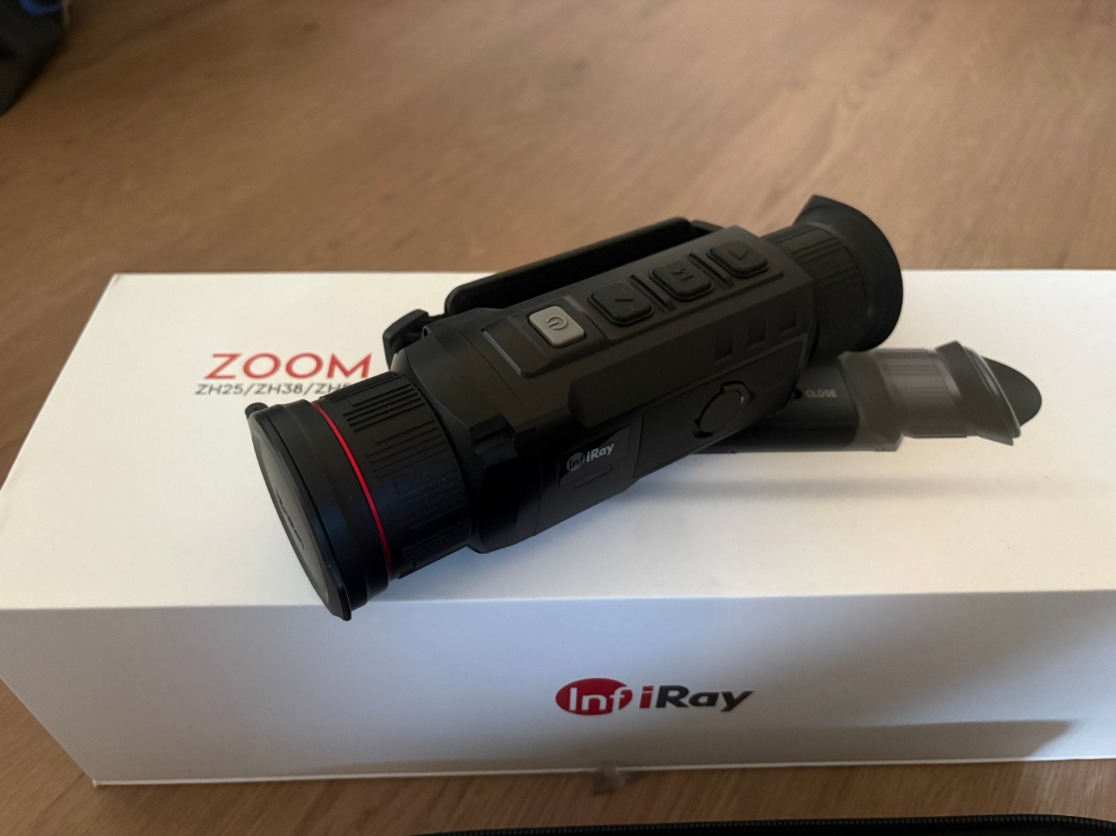 Te koop aangeboden: InfiRay Zoom ZH50 warmtebeeldkijker, Ophalen, Zo goed als nieuw, Nachtkijker, 12 tot 20x