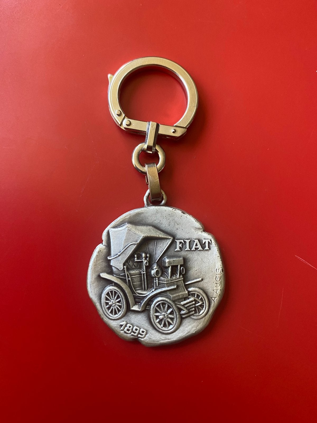Vintage sleutel hanger fiat, Verzamelen, Sleutelhangers, Ophalen of Verzenden, Merk