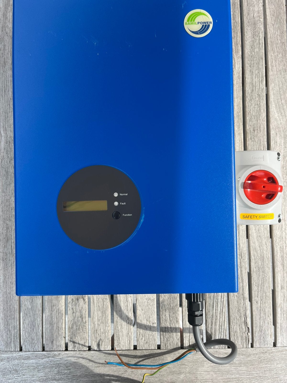 Samilpower SolarRiver 3000TL Omvormer met Safety Switch, Doe-het-zelf en Verbouw, Zonnepanelen en Toebehoren, Ophalen of Verzenden