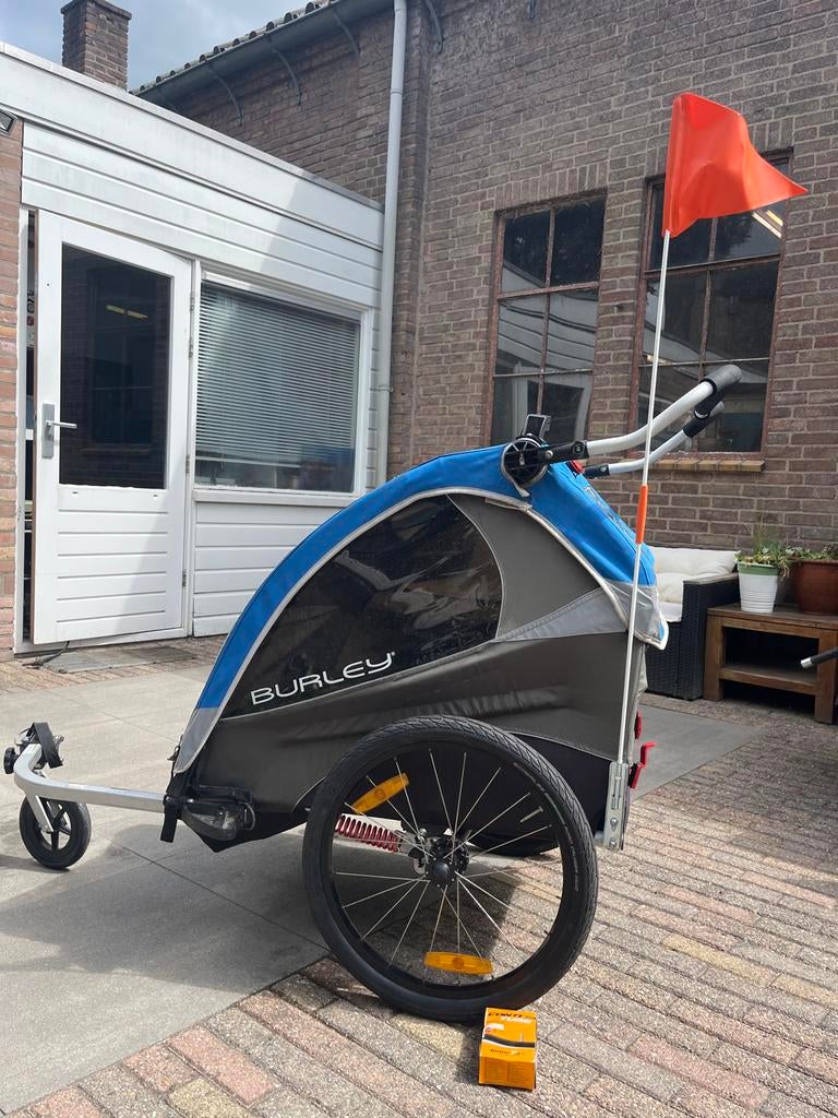 Burley Hondenkar met nieuwe banden en extra's, Ophalen, Zo goed als nieuw, Hondenkar, 40 tot 60 kg