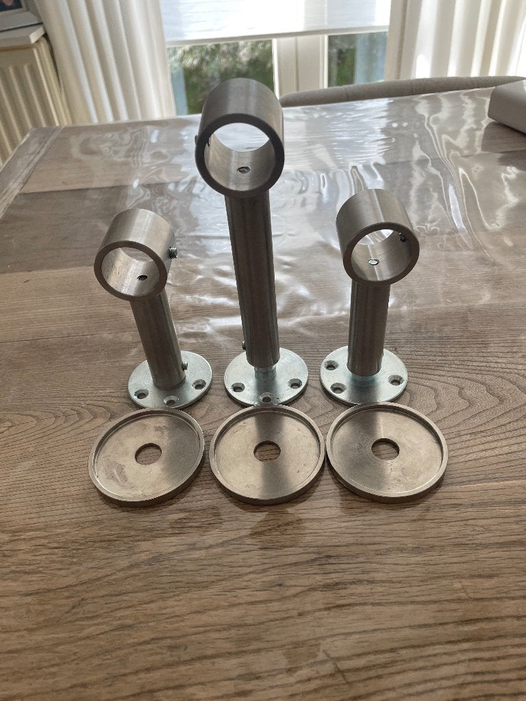 RVS plafond- of wandsteunen!, Inclusief montageonderdelen, Overige merken, Metaal, Nieuw