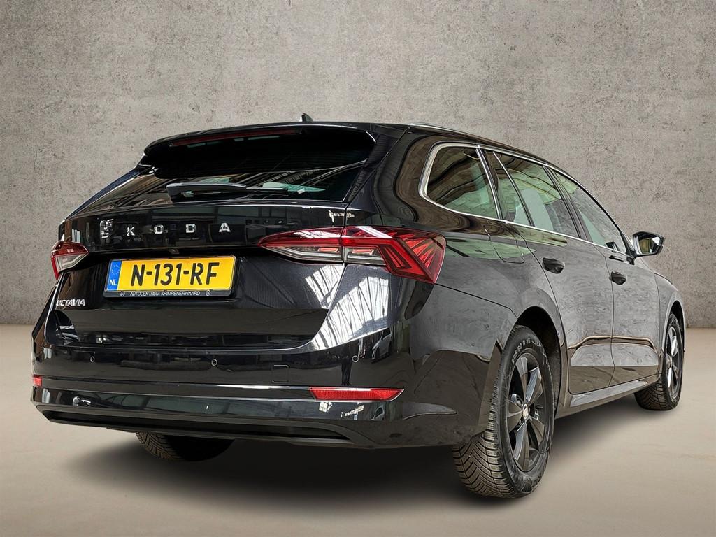 Skoda Octavia Combi 1.5 TSI Black Sport 150Pk (VIRTUAL COCKP, Auto's, 12 maanden, Stof, Zwart, Handgeschakeld