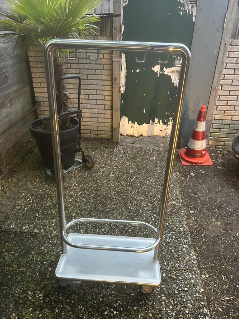 Kledingrek hotelrek, Kleding | Dames, Kledingrekken, Ophalen, Zo goed als nieuw