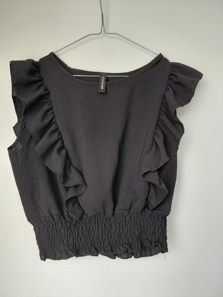 Zwart shirt met ruches en smock detail, Maat 38/40 (M), Zwart, Ophalen of Verzenden, Zo goed als nieuw