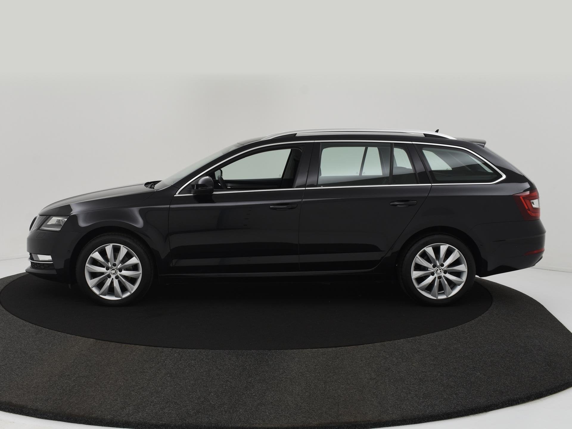 Skoda Octavia Combi 1.5 TSI 150PK Greentech Style Business T, Voorwielaandrijving, Stof, Gebruikt, 150 pk