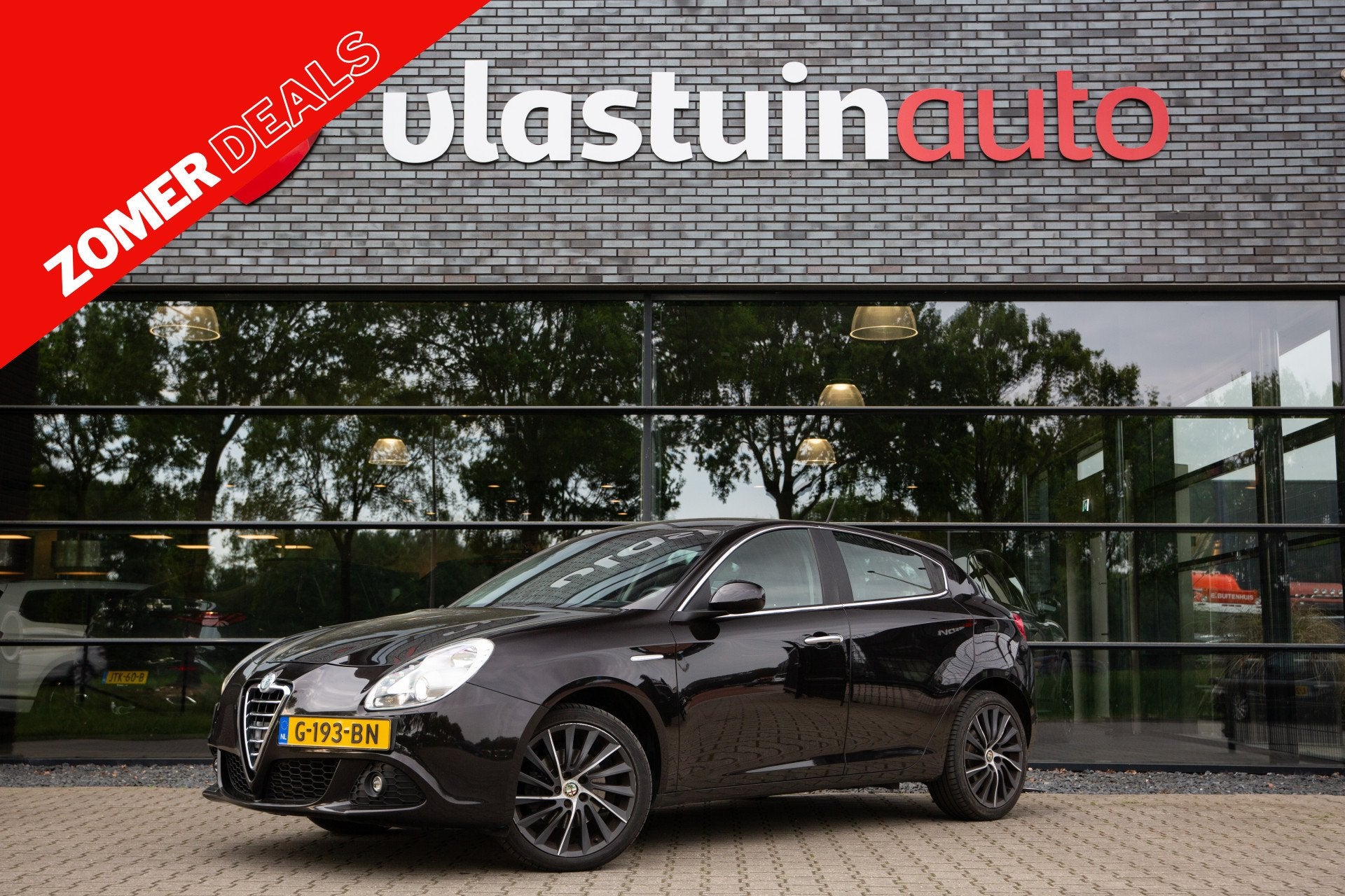 Alfa Romeo Giulietta 1.4 T Distinctive , Cruise control, Sto, Zwart, 4 cilinders, Zwart, Leder