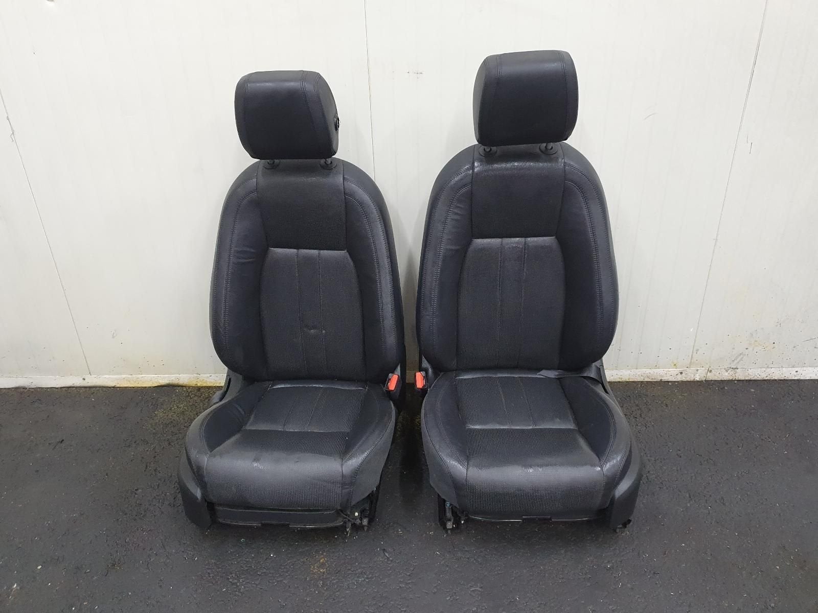 Discovery sport zwart leder interieur  7 zitter, Auto-onderdelen, Ophalen, Gebruikt, -, -