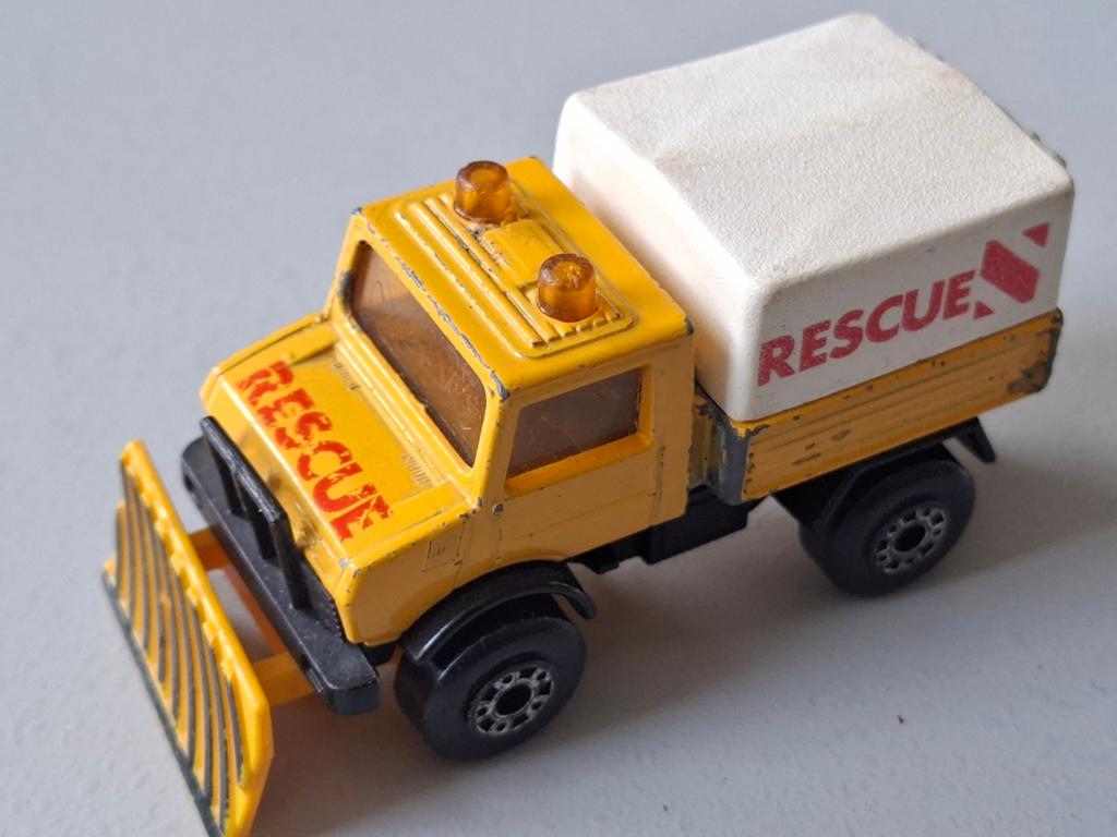 Matchbox Rescue Sneeuwploeg Vrachtwagen, Ophalen of Verzenden, Gebruikt