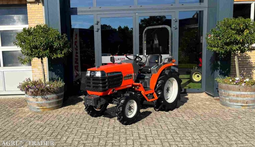 Kubota GB 200, 24 pk, superkruip, als nieuw en slechts 690 H, Japan, Kubota, Overige merken, -