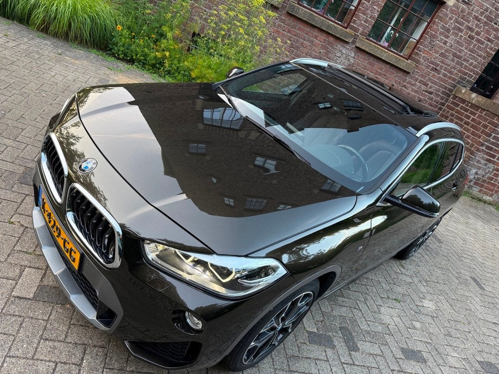 BMW X2 SDrive20i High Executive M-Sport Pannodak Full Option, Auto's, BMW, 1998 cc, X2, Euro 6, Bruin