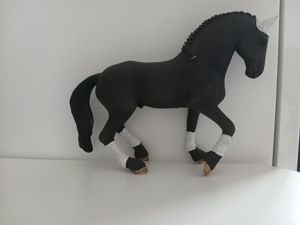 Schleich paard fries, Ophalen of Verzenden, Zo goed als nieuw, Dier