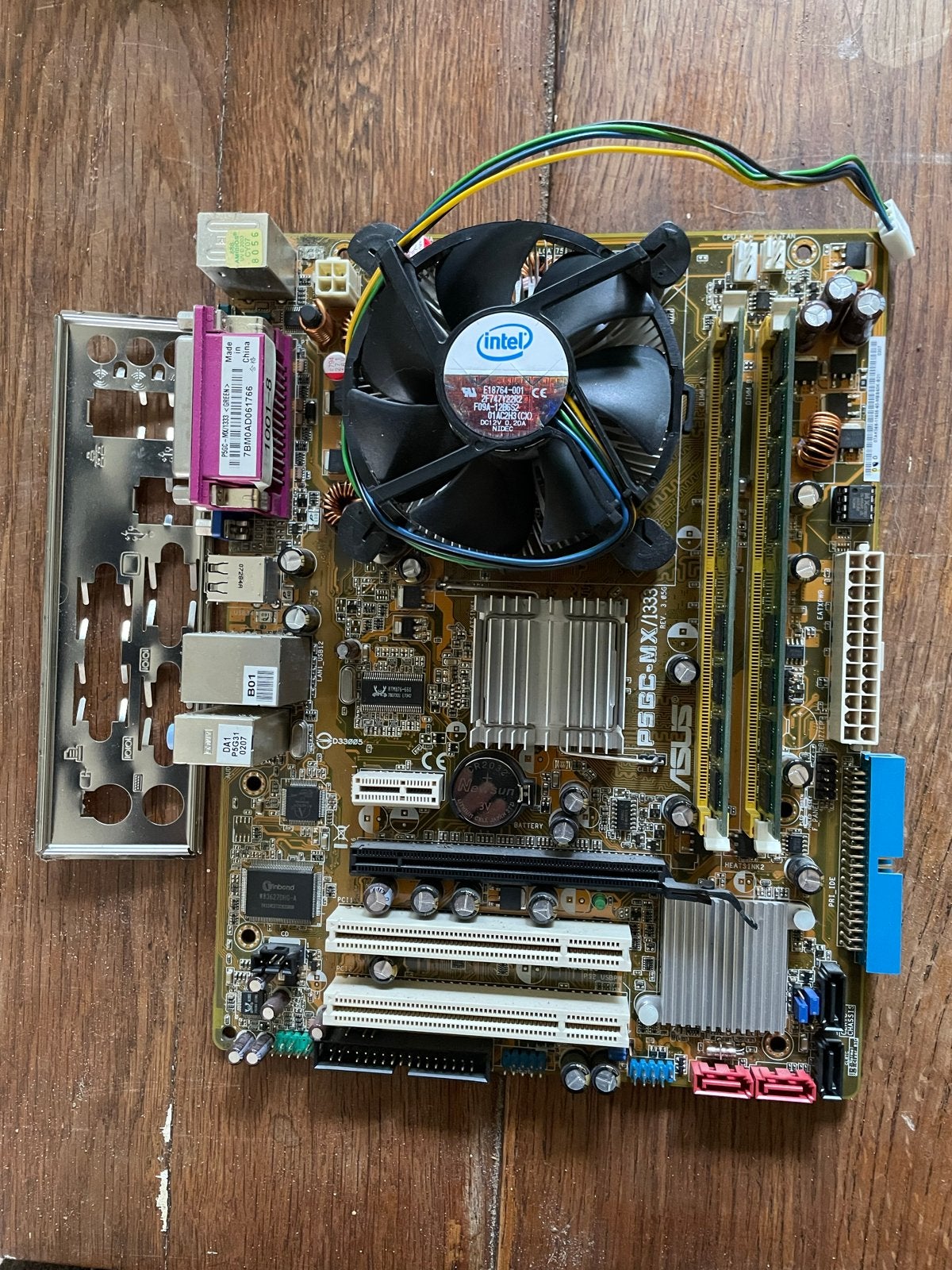 ASUS P5GC-MX/1333 Moederbord met Intel CPU en Koeler, Ophalen of Verzenden, Gebruikt, Intel, DDR2