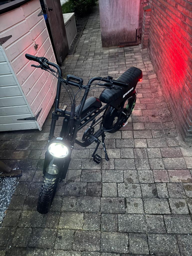 Fatbike agm gt250, Zo goed als nieuw, 59 cm of meer, 30 tot 50 km per accu, Ophalen