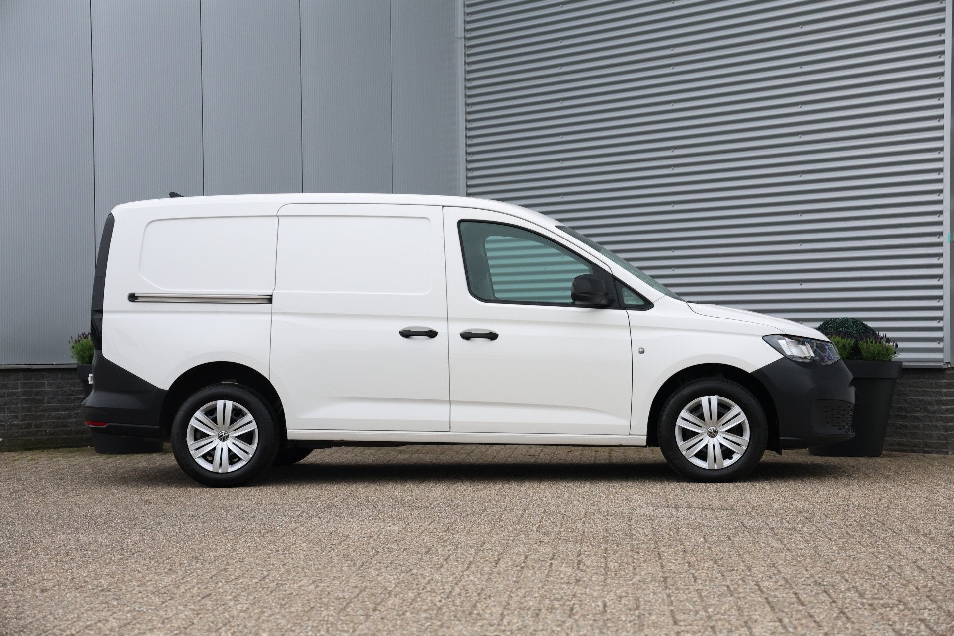 Volkswagen Caddy Cargo Maxi 1.5 TSI Benzine 2x Schuifdeur|St, Voorwielaandrijving, Dealer onderhouden, Stof, 4 cilinders