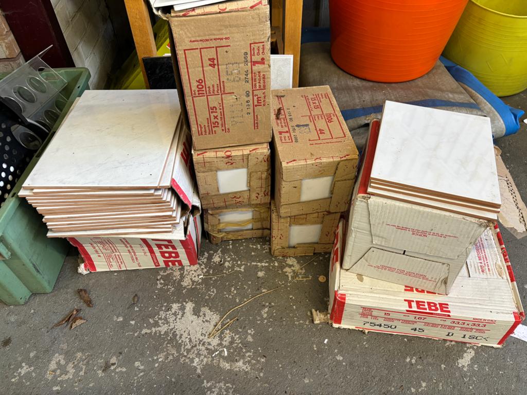 Restant diverse tegels, Doe-het-zelf en Verbouw, Tegels, Ophalen, Nieuw, Minder dan 20 cm, 20 tot 40 cm